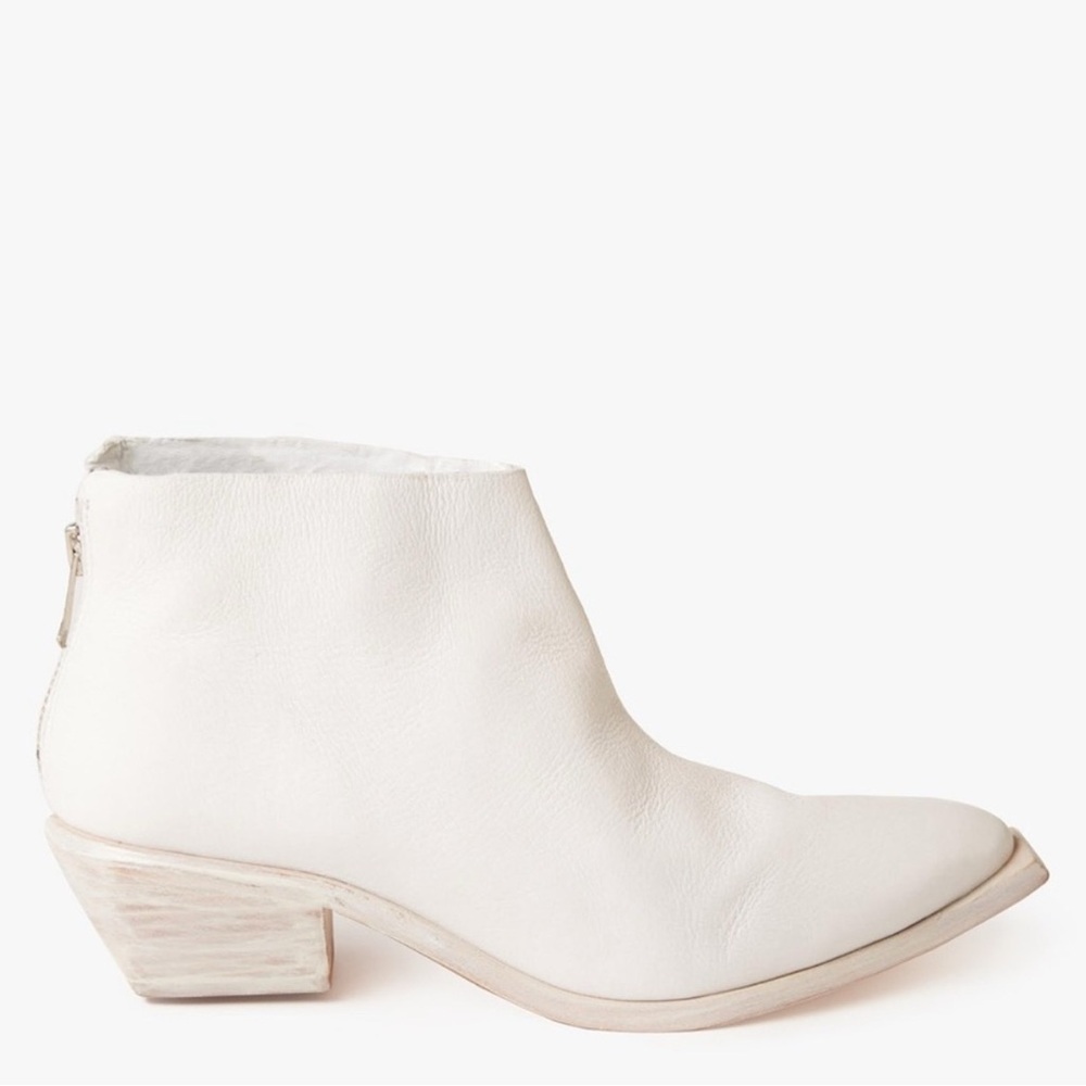Wal & Pai Western White Ankle Boots
